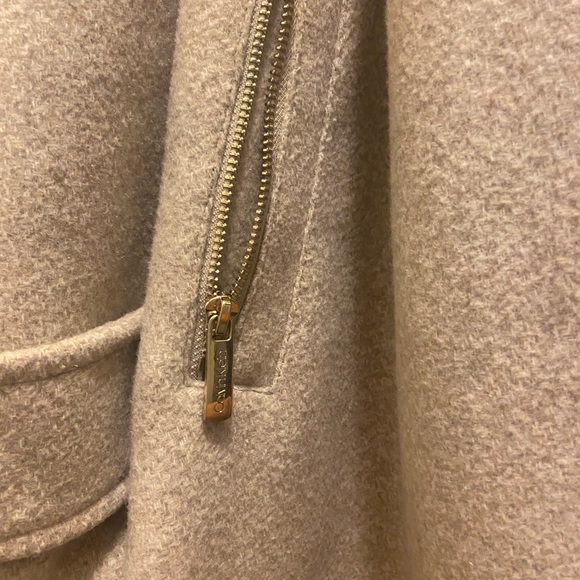 Calvin Klein fur hoodie coat size large - Picture 4 of 5